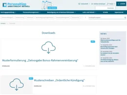 Laden Sie sich Mustertexte, Checklisten und praxisnahe Empfehlungen herunter, die Sie direkt in  Ihren Arbeitsalltag integrieren können. Das spart wertvolle Zeit und Kosten.